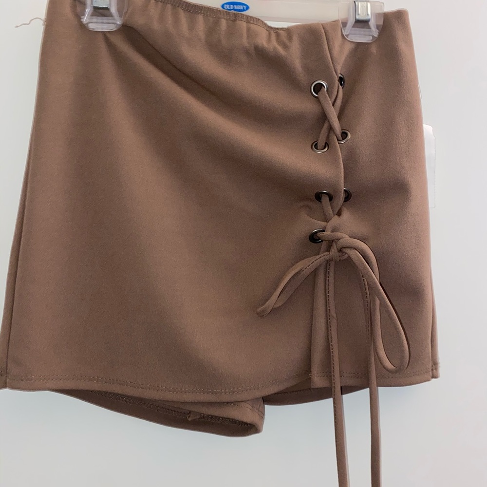 Blue Blush Beige Skort